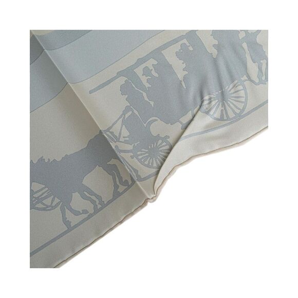 Pre Loved Hermes Silk Scarf with Jeux DOmbres Design - Picture 5 of 7